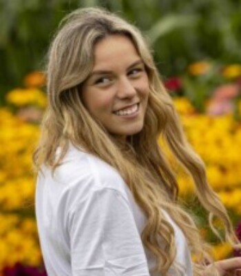 Profile picture of Claudia Boulay