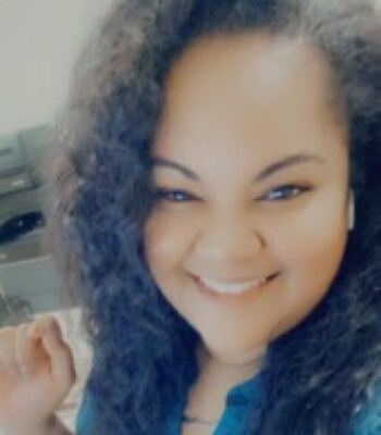 Profile picture of Nessa